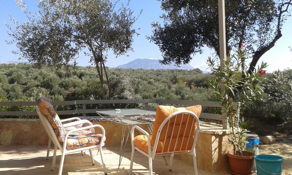 Sunny Holiday Home Καλαμάτα Εξωτερικό φωτογραφία