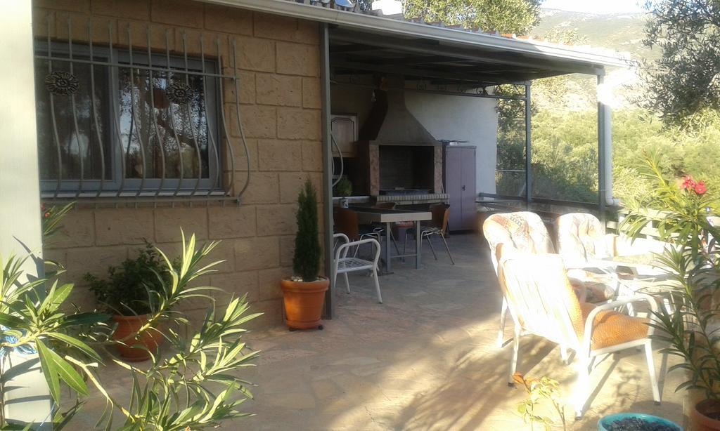 Sunny Holiday Home Καλαμάτα Εξωτερικό φωτογραφία