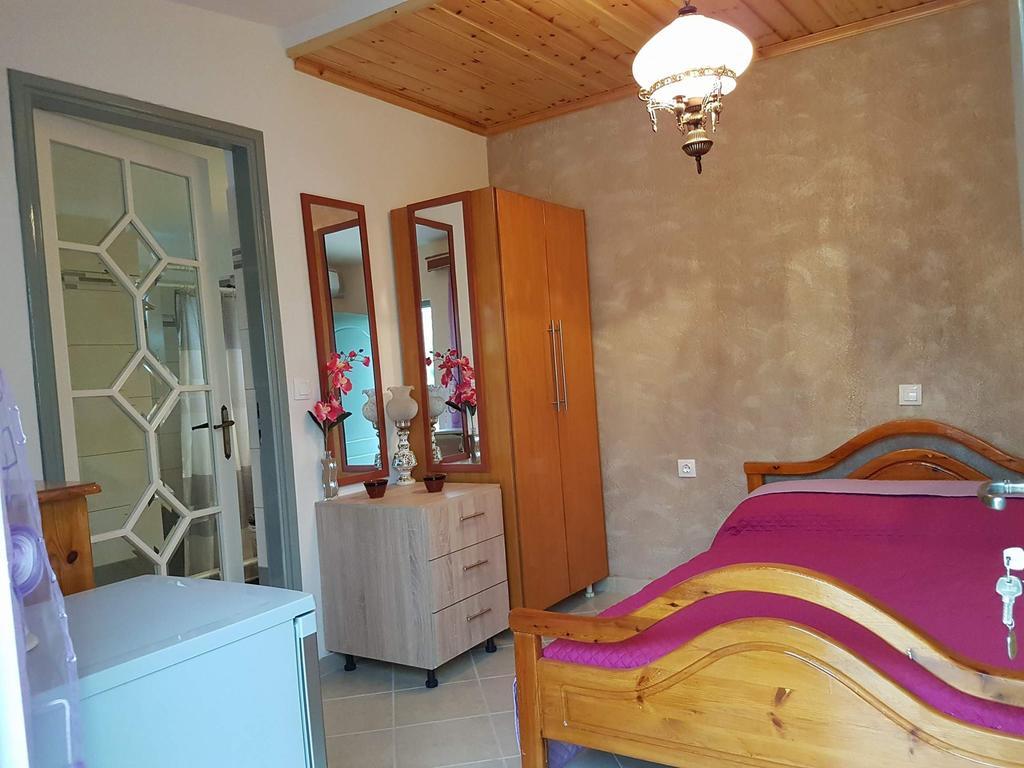 Sunny Holiday Home Καλαμάτα Εξωτερικό φωτογραφία