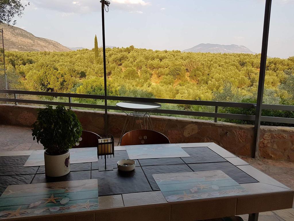 Sunny Holiday Home Καλαμάτα Εξωτερικό φωτογραφία